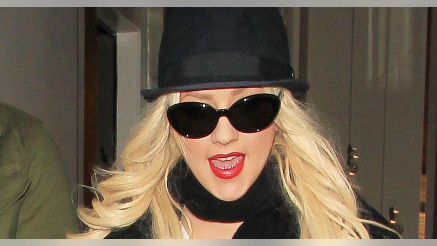 XTina crazy face 640